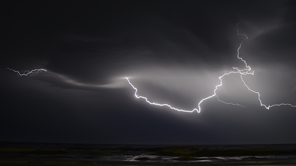 Perspėjimas apie pavojingą meteorologinį reiškinį – perkūniją